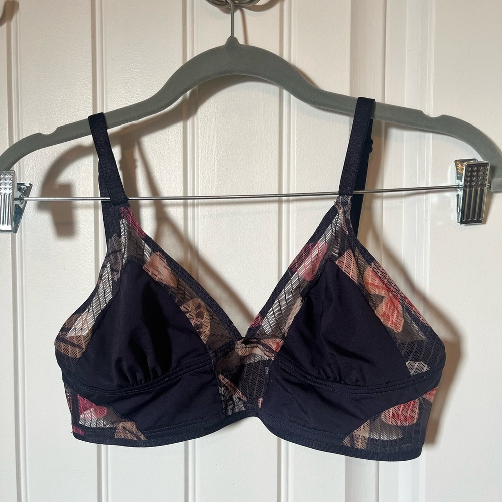 Clo Intimo Women’s Medium Malla Lingerie Set